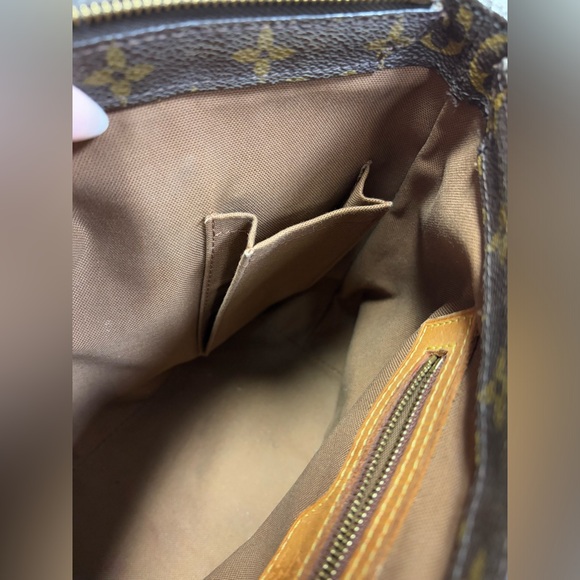 Louis Vuitton Monogram Piano Bag - Picture 10 of 12